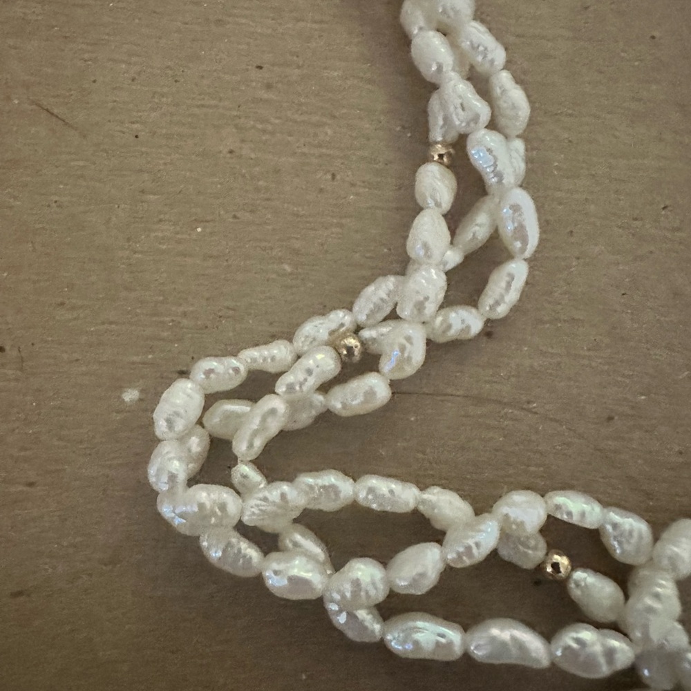 Multi-Strand Freshwater Pearl Beaded Necklace with Gold Accents 14K gold clasp - Picture 6 of 16